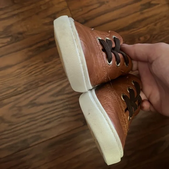 Old Navy shoes - Picture 15 of 15